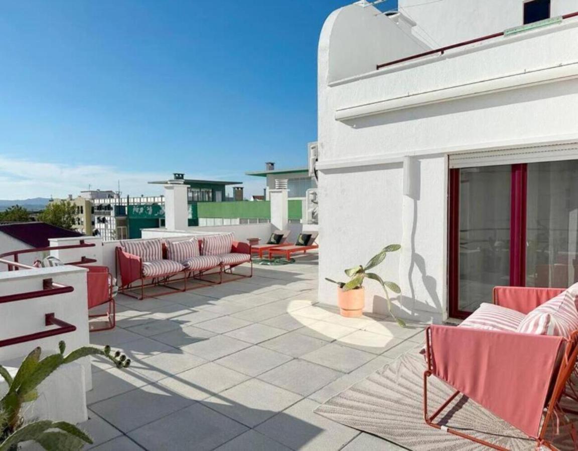 Ferienwohnung Groovy Caparica Gem With Large Sunny Terrace Costa da Caparica Exterior foto