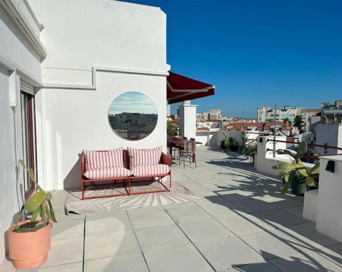 Ferienwohnung Groovy Caparica Gem With Large Sunny Terrace Costa da Caparica Exterior foto